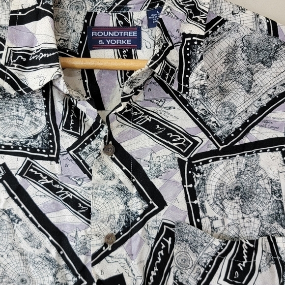 Roundtree & Yorke | Globe Print Short Sleeve Button Up Shirt Size Large - Picture 5 of 5